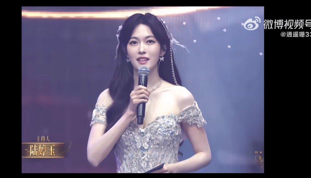 要不SM把陆婷玉收了吧 说真的，这缘分不浅啊！SM集训过、和赫海同框、是金在中粉