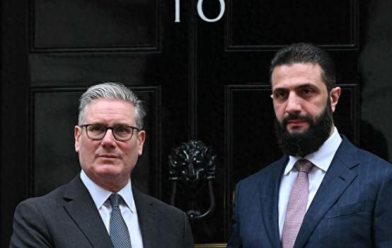 最近有个特别意外的事发生了，英国和叙利亚居然坐在一起好好说话了，不为别的，就为了