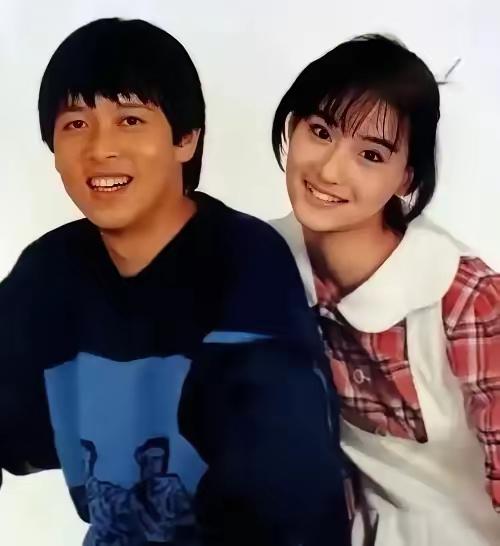 1997年10月20日凌晨，张雨生因疲劳驾驶遭遇严重车祸，24天后离世。女友黄慧