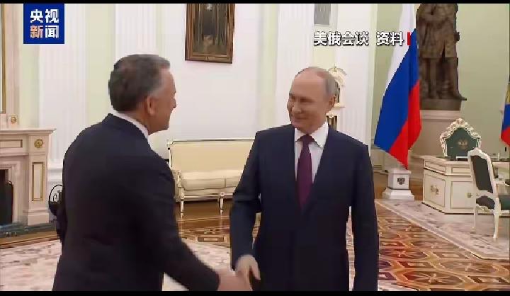 乌公布20点和平计划草案，俄方拒评且坚持闭门谈判，专家解读背后深层考量。
12月