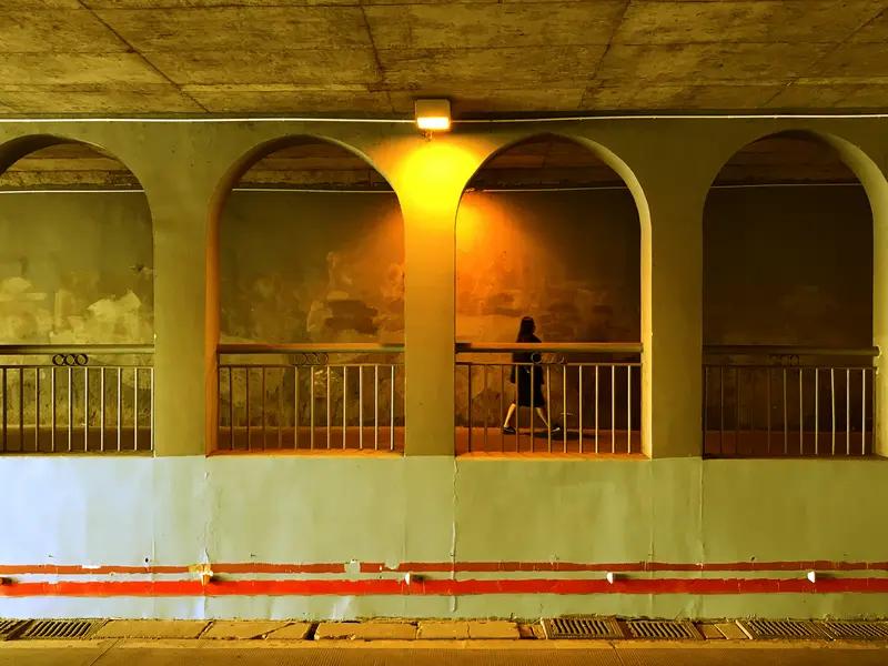 不能这么讲，那些升了职、发了财的人，大多结局不错。只是你这几个同学没把握好机会，