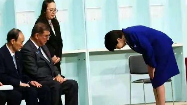 日本 曾叫嚣称：当初签署日本投降书的是“中华民国”，而不是现如今的中国！按日本这