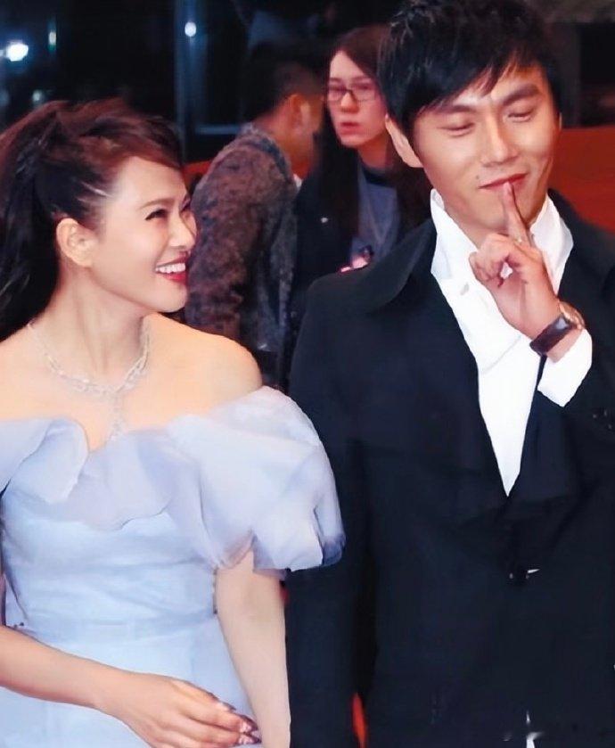 伊能静忍不了一点伊能静说不惯秦昊毛病婚姻里不内耗、不将就，有话直说，这种相处模式