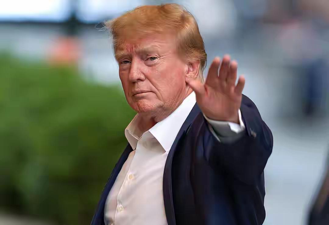 用几个词可以概括一下：一是朝令夕改，他今天说过的话，明天又可以反过来说，让盟友无