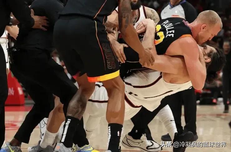 火箭111-104战胜太阳:
对阵太阳队火箭的球员们肯定会努把劲，因为对方202