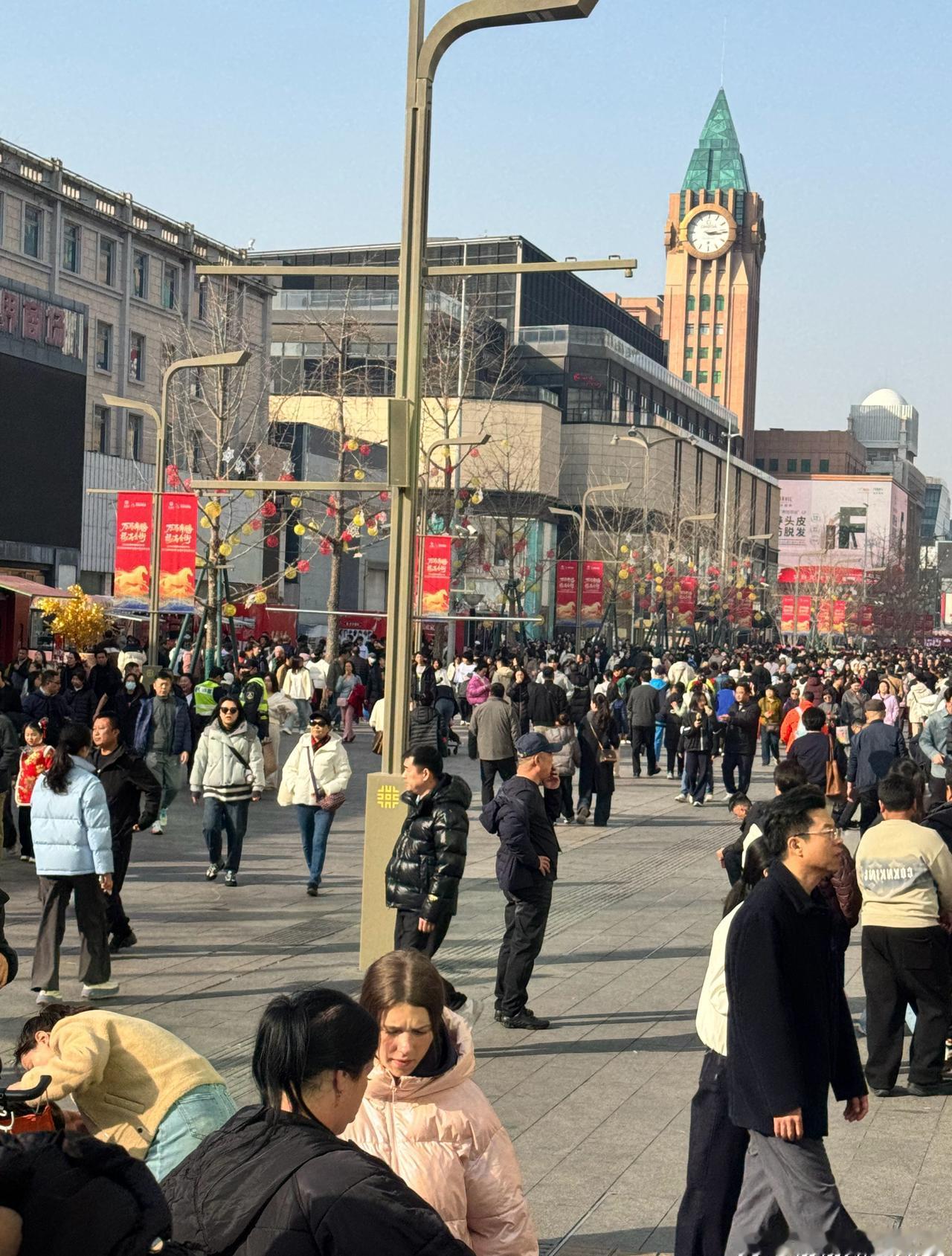 田栩宁超话  赶着北京沙尘暴当天赶紧跑回来了，整个北京到处都是人人人人人人人人人