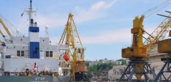 乌克兰外长放话：乌克兰愿结束战争，但美国必须对中国实施严厉制裁！
 
乌克兰外长