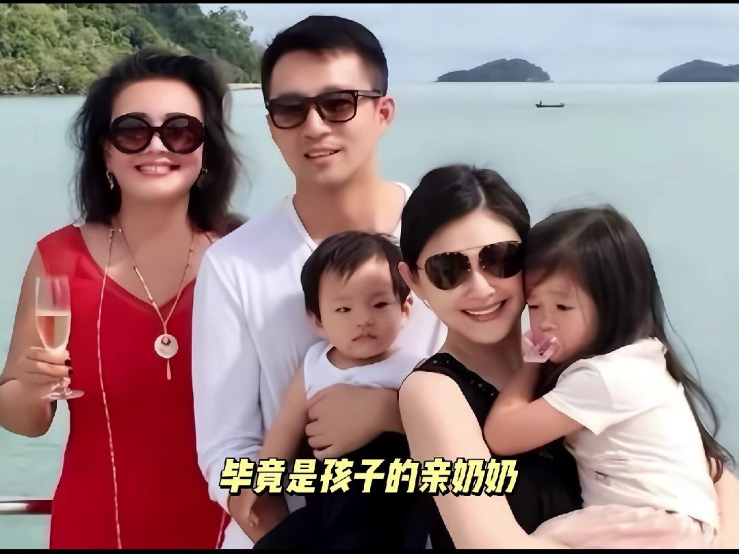 张老太太是高精力女强人，她特别大的一个优点是，她是苦过来的，但是她有钱了以后不抠