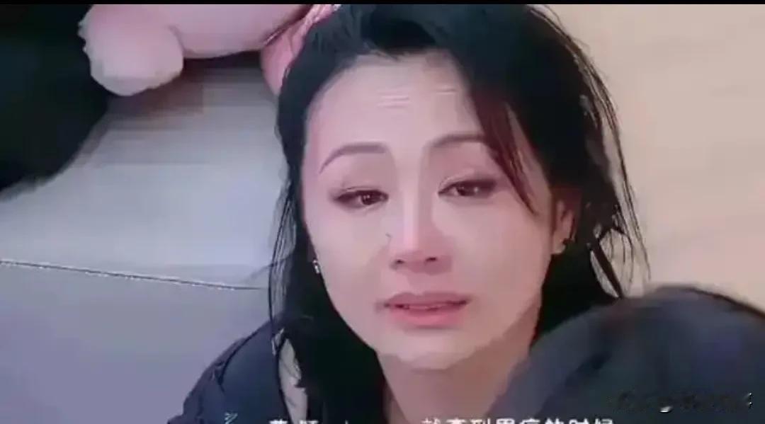 曹颖自爆患胃癌，勇敢面对病魔

近日，知名主持人曹颖在个人社交媒体上自爆患有胃癌