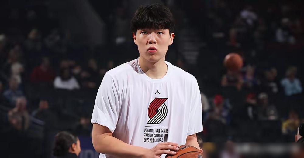 连续三场得分不上双！
杨瀚森会被放弃吗？
从对阵马刺的1分钟，到昨天首节4分