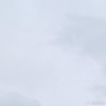 陆小曼说过：“这个世界上没有不带伤的人，无论什么时候，你都要相信，真正治愈自己的