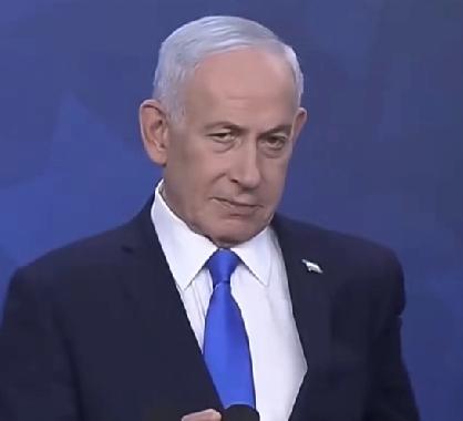 我认为谈判也是无济于事，会是白谈，美国人不会和伊朗平等条件情况下进行和平谈判。明