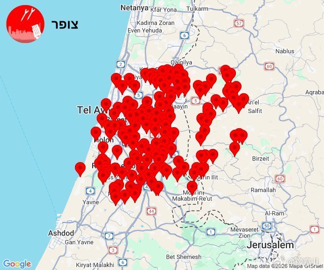 导弹警报在被犹太复国主义分子占领的巴勒斯坦中部地区的“特拉维夫”、“里雄莱锡安”