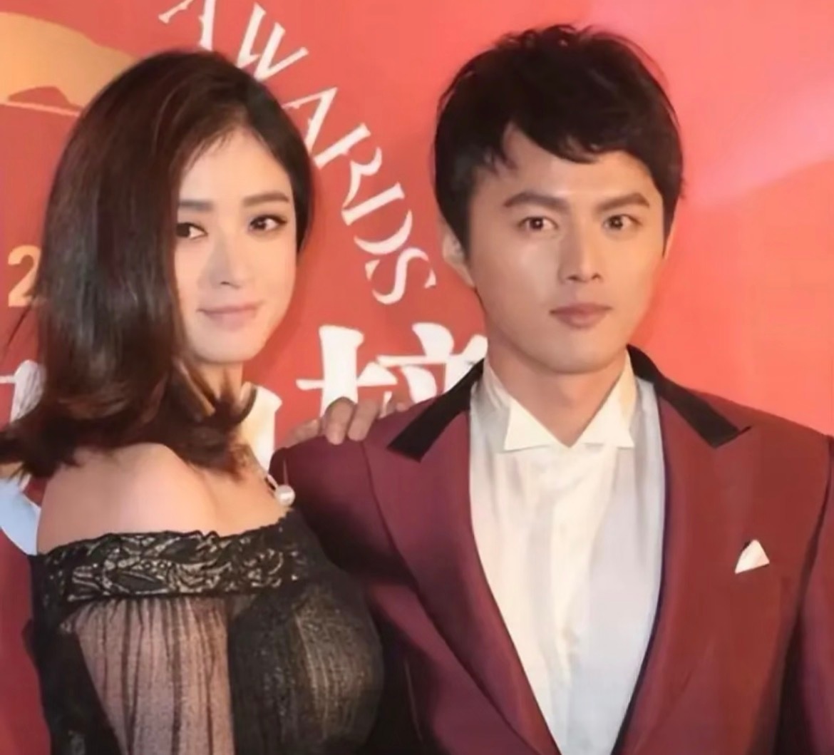 内娱的过期糖蒋欣叶祖新在一起过？！！！ ​​​