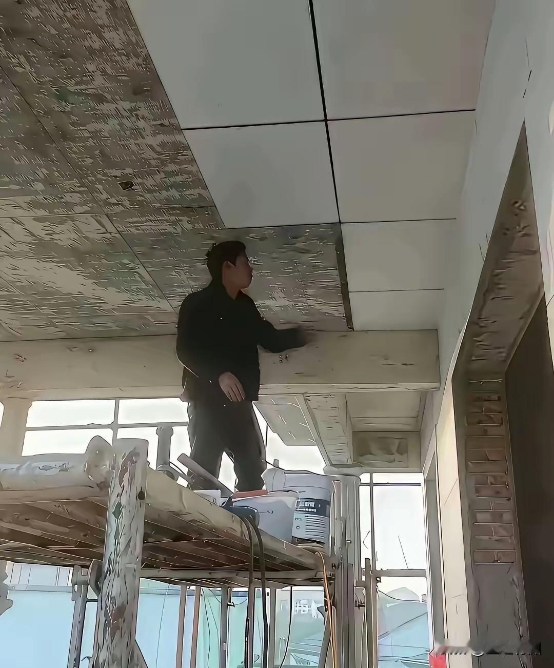 怎么也想不通，这样的智商怎么能挣到钱的？曾经流行瓷砖上墙，那是因为好打理，也防止