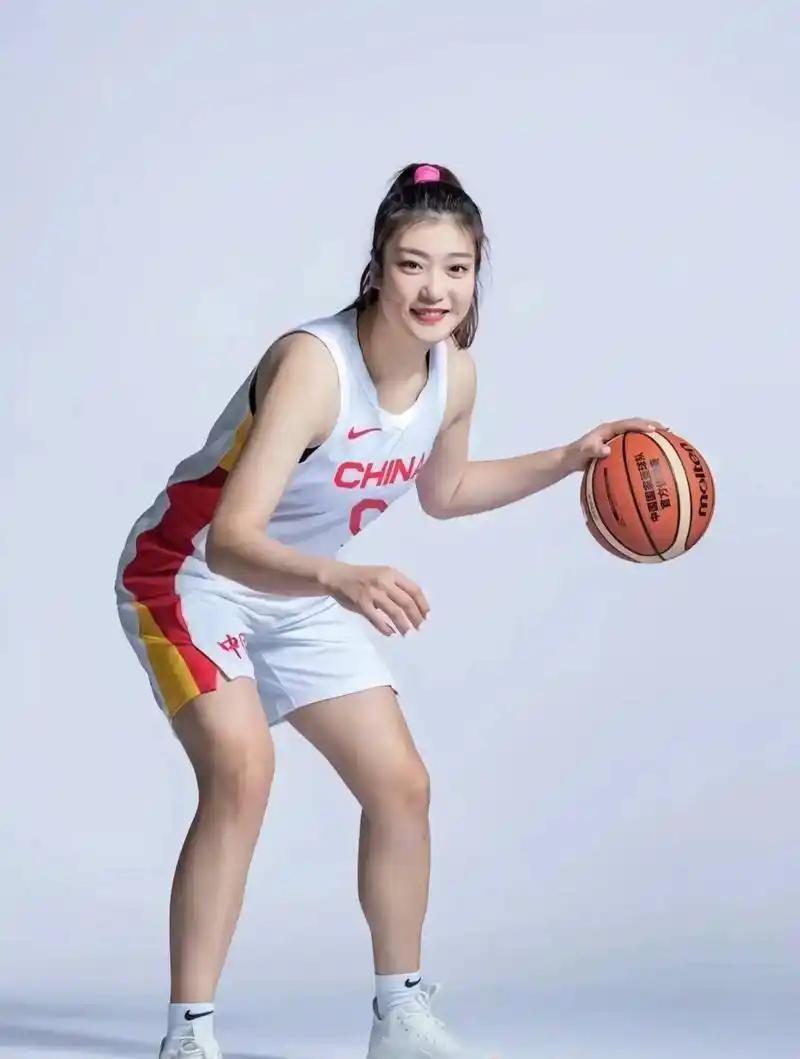 名古屋亚运会篮球韩国独揽三金！
韩国女篮昨晚在决赛中击败日本女篮拿到亚运会女篮金