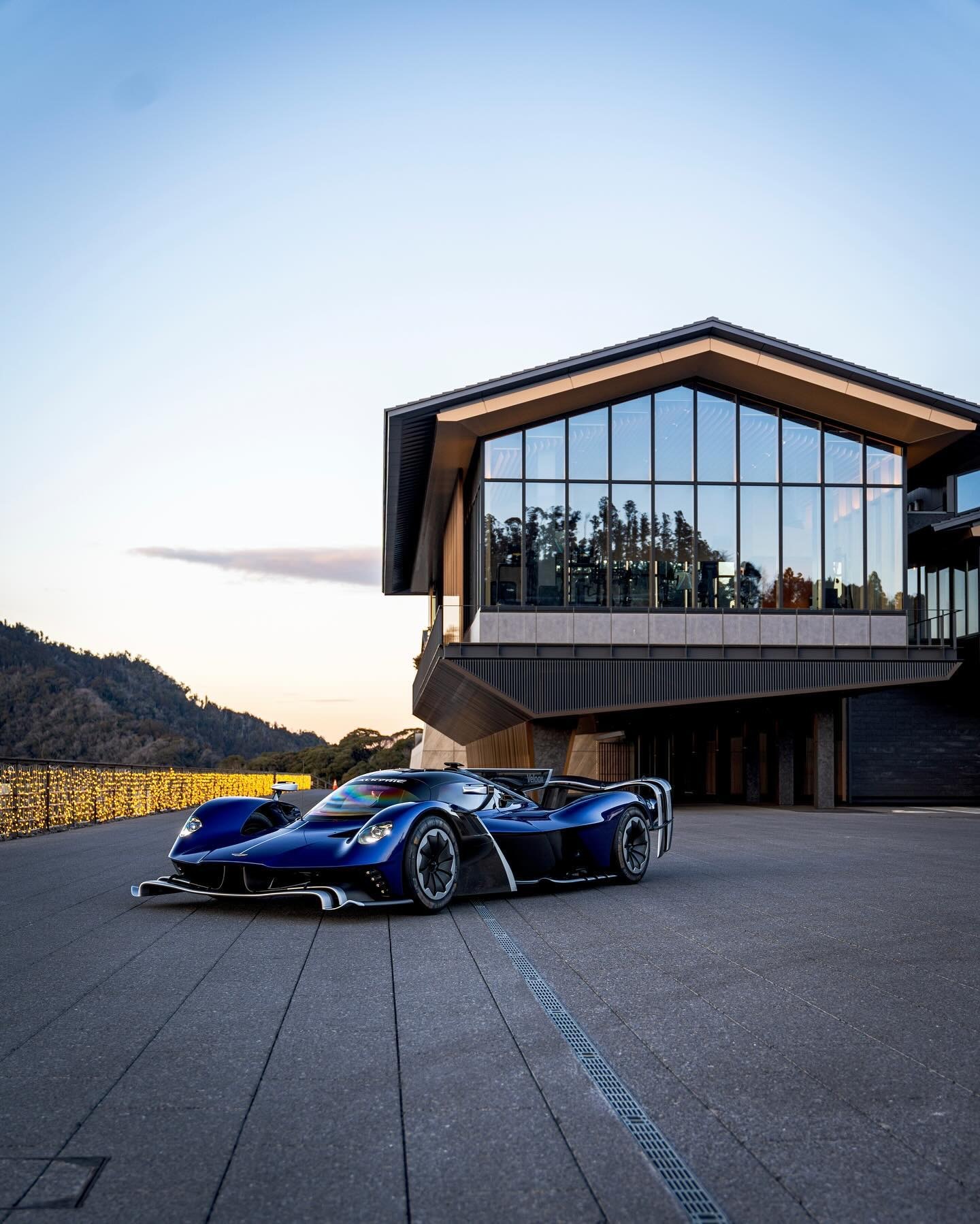 日本 AstonMartin ValkyrieAMRPro 08/40 ​​​
