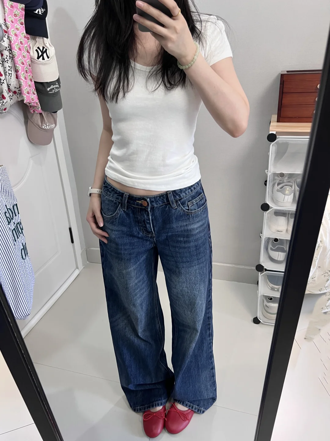 ootd*牛仔裤+小红鞋