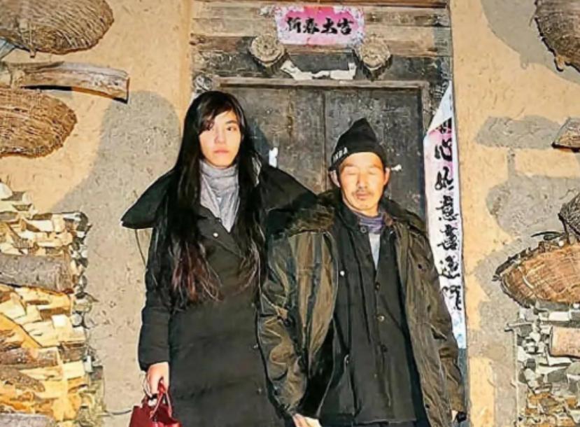 1998年，浙江一对夫妻因为事业繁忙，将年仅5岁的女儿送到陕西省商洛市一户贫农家
