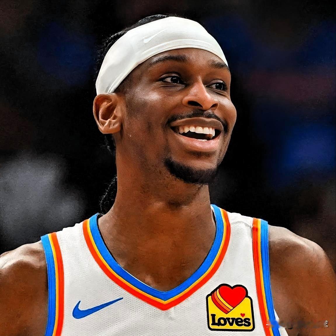 前NBA球员杰夫-蒂格真是语出惊人！
亚历山大何德何能与魔术师相提并论。

近日