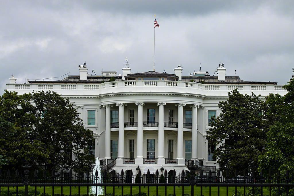 #特朗普重申2028年登月目标#【特朗普签署行政命令 重申2028年登月目标】#