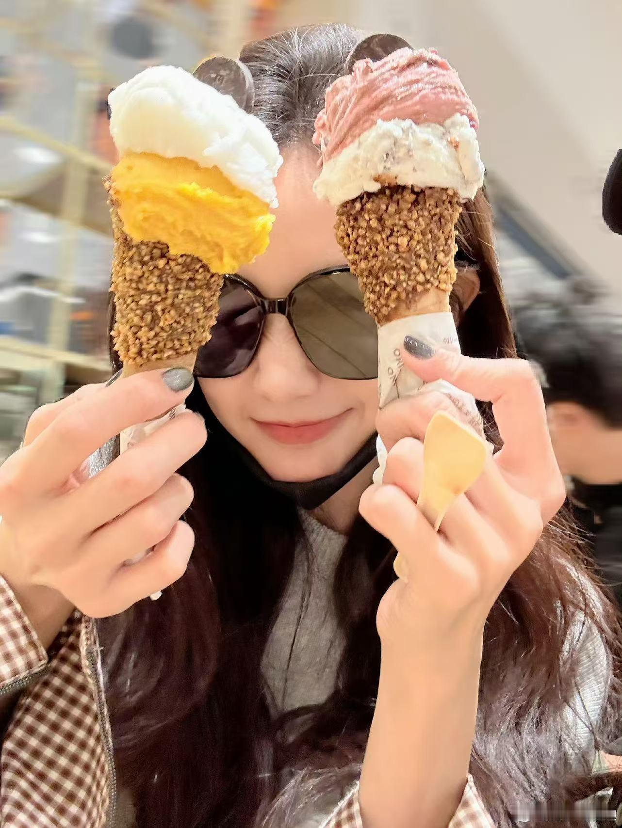 谁能帮李一桐带个id李一桐假期plog李一桐假期plog，鹅鹅鹅，[期待][期待