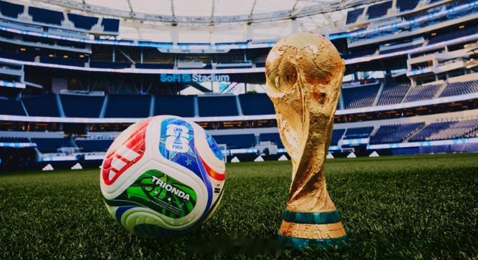 当中国制造闪耀世界杯：一场“软硬失衡”的警示2026年美加墨世界杯的赛场上，一个
