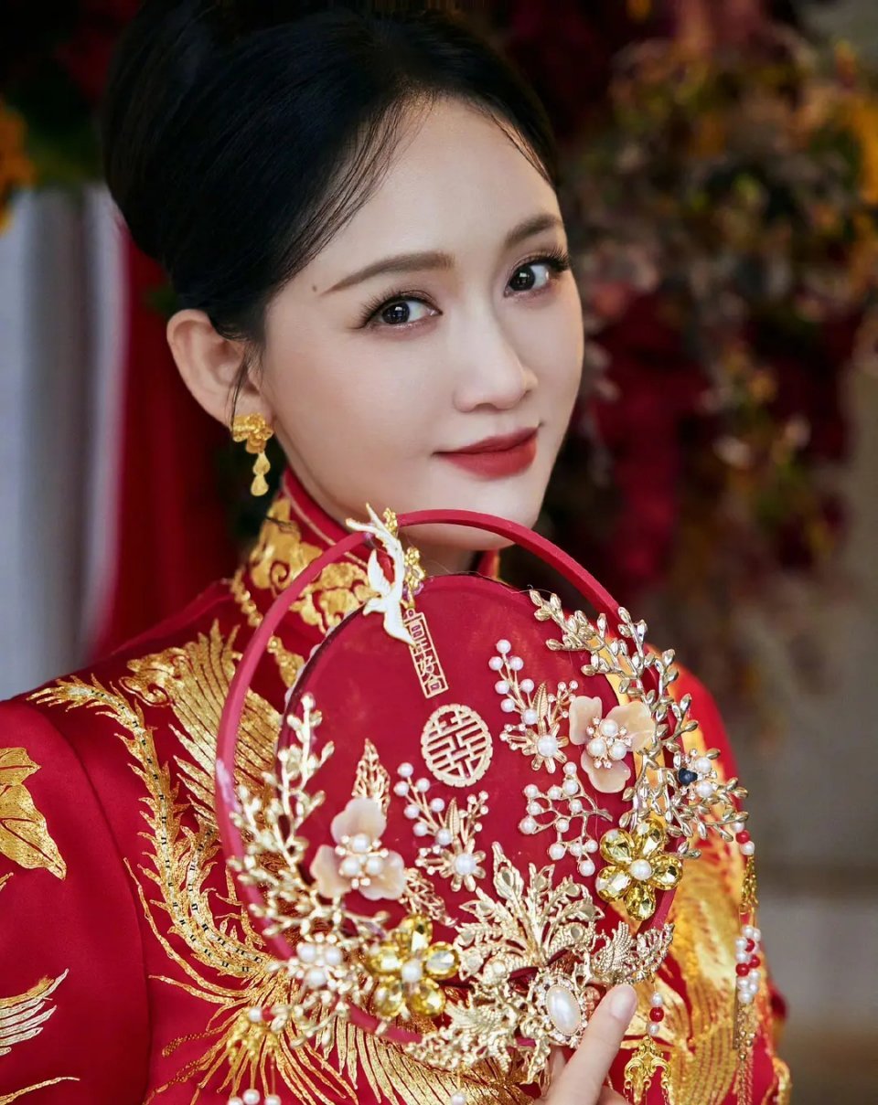 陈乔恩结婚妆造真的很美啊 ​​​