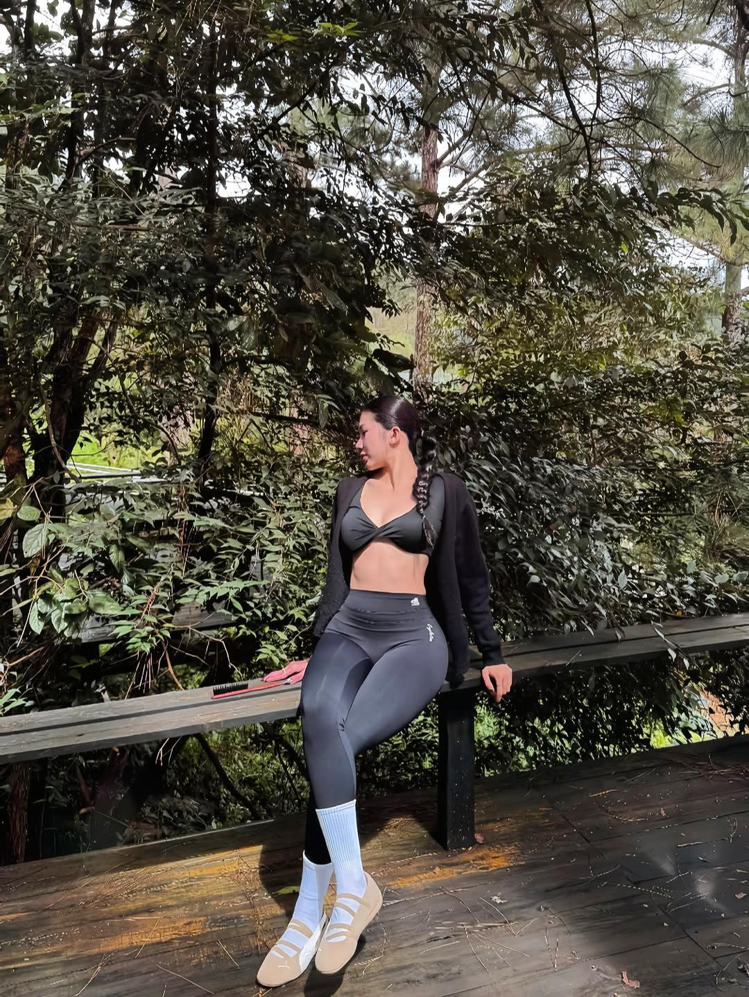 运动穿搭 健身运动 健身 运动女孩 身材挑战