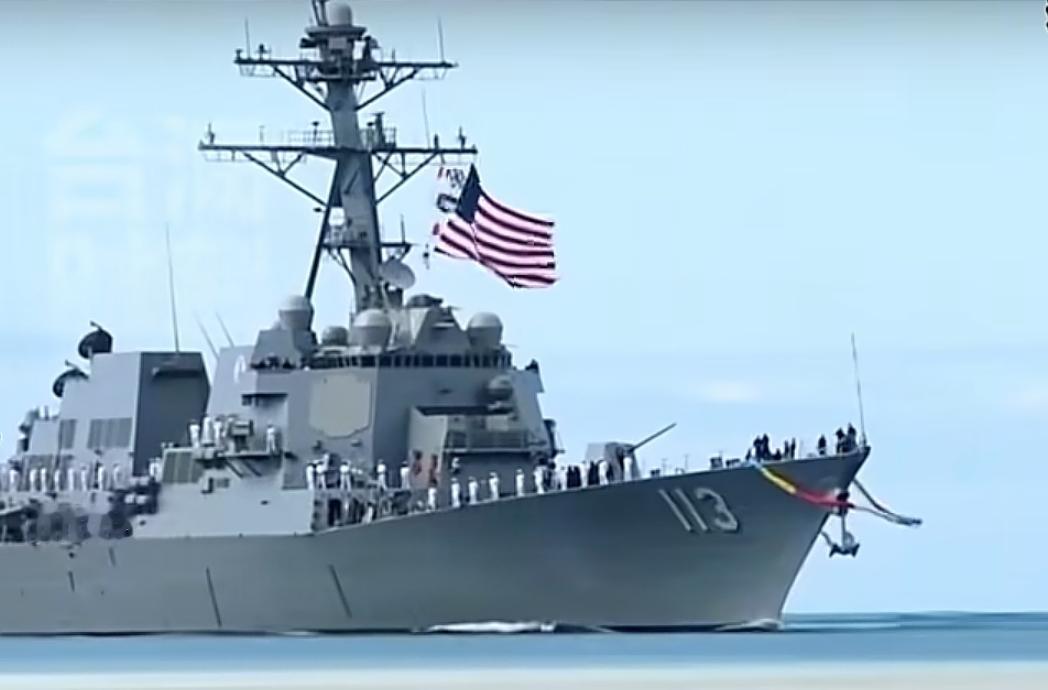 美国军舰又过台湾海峡了。
我们还是一如既往地派飞机、军舰跟监。
美舰没过火动作。