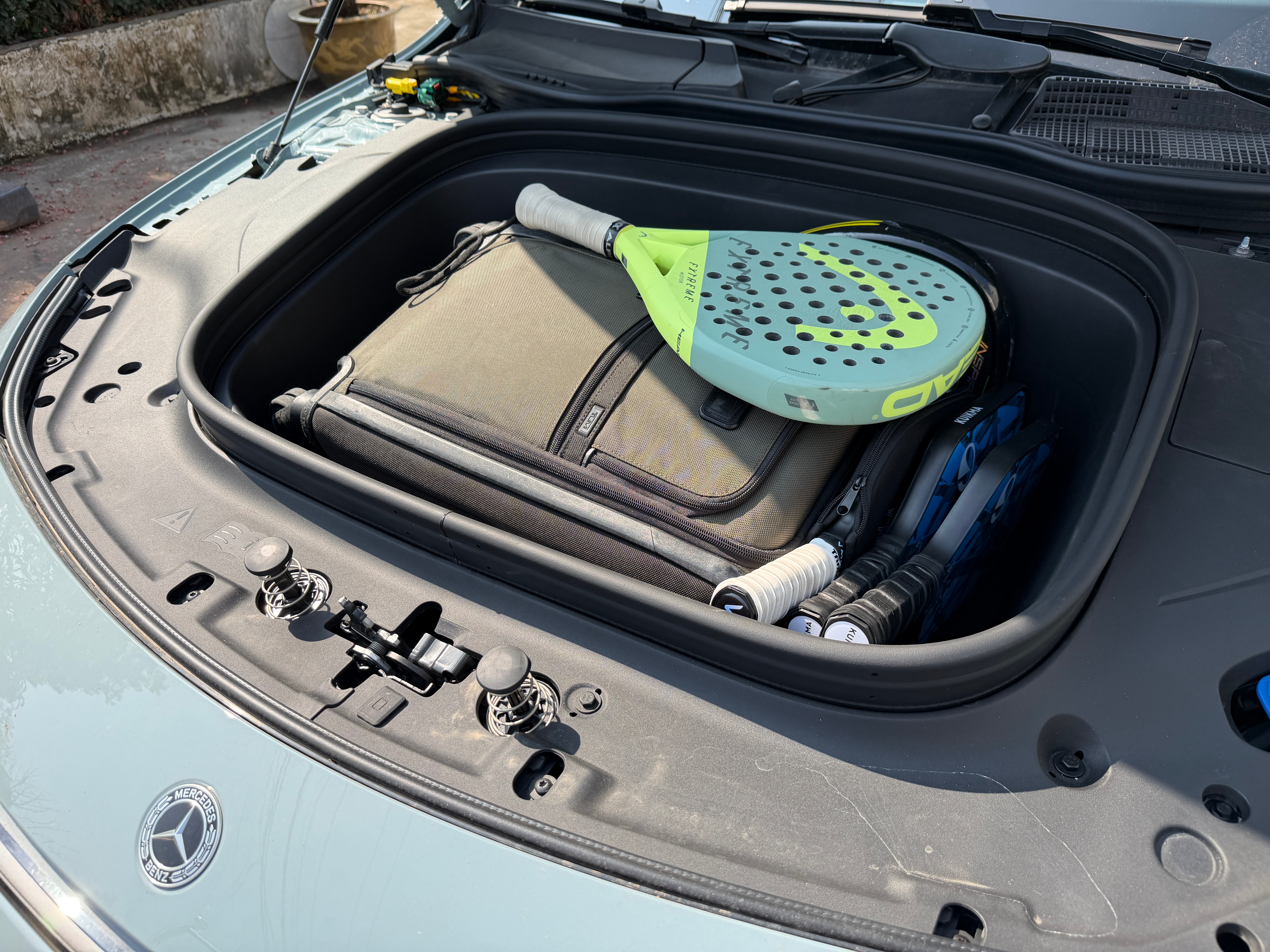 前+后，28 寸 1 只，20 寸 4 只，另 3 个背包，5 把球拍，3 双鞋