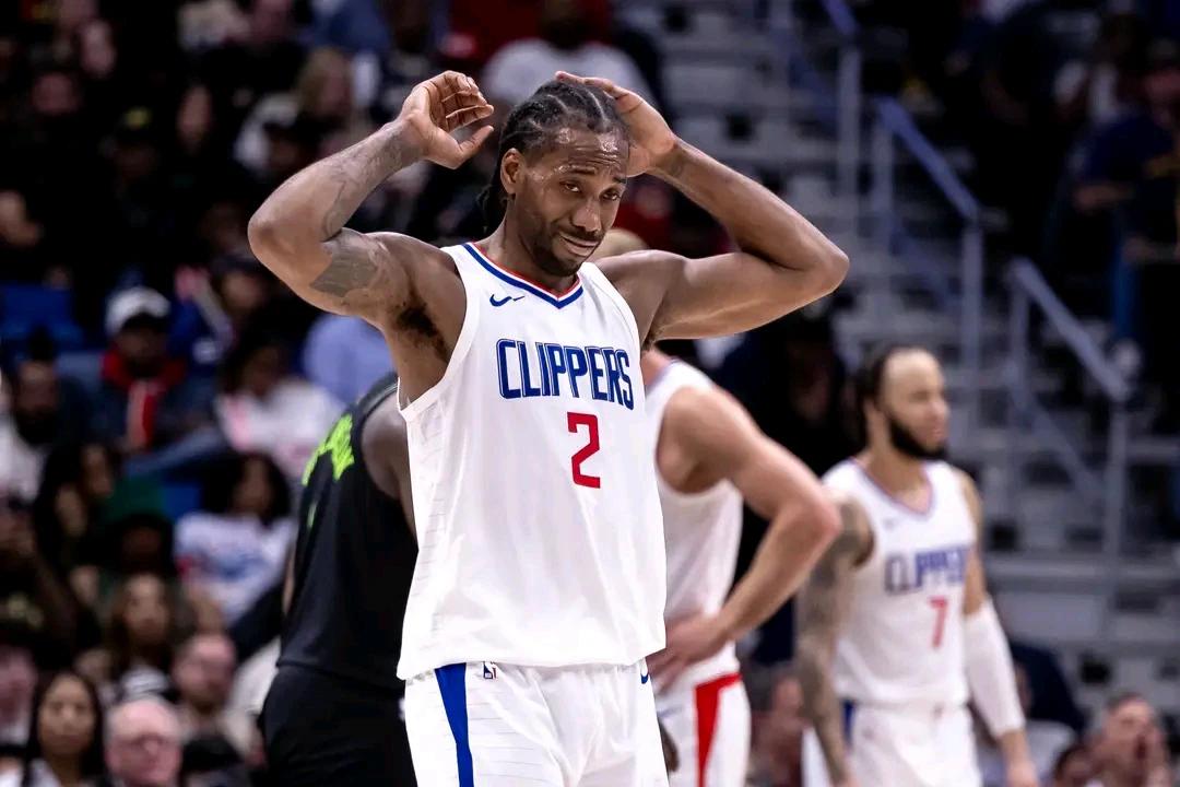 给快船支个招，用小卡换杜兰特，塔克换亚当斯，西决就稳了。
第一，如果快船本赛季还