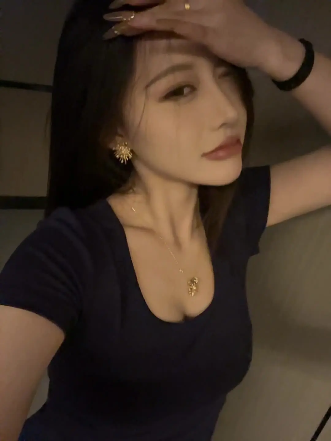 我很理智 我看的清 但心不舒服