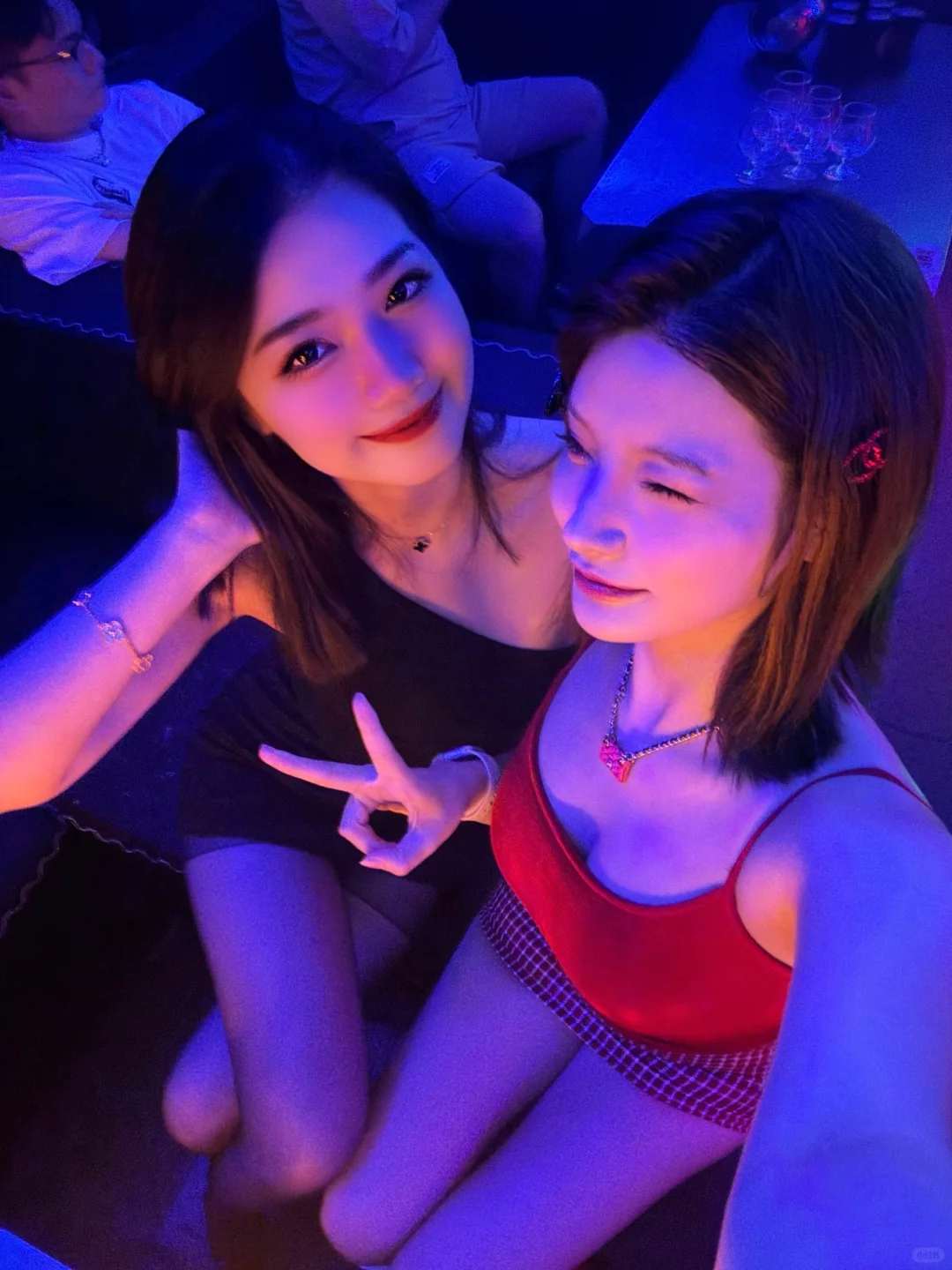 本深圳人终于有自己的酒吧了！！！