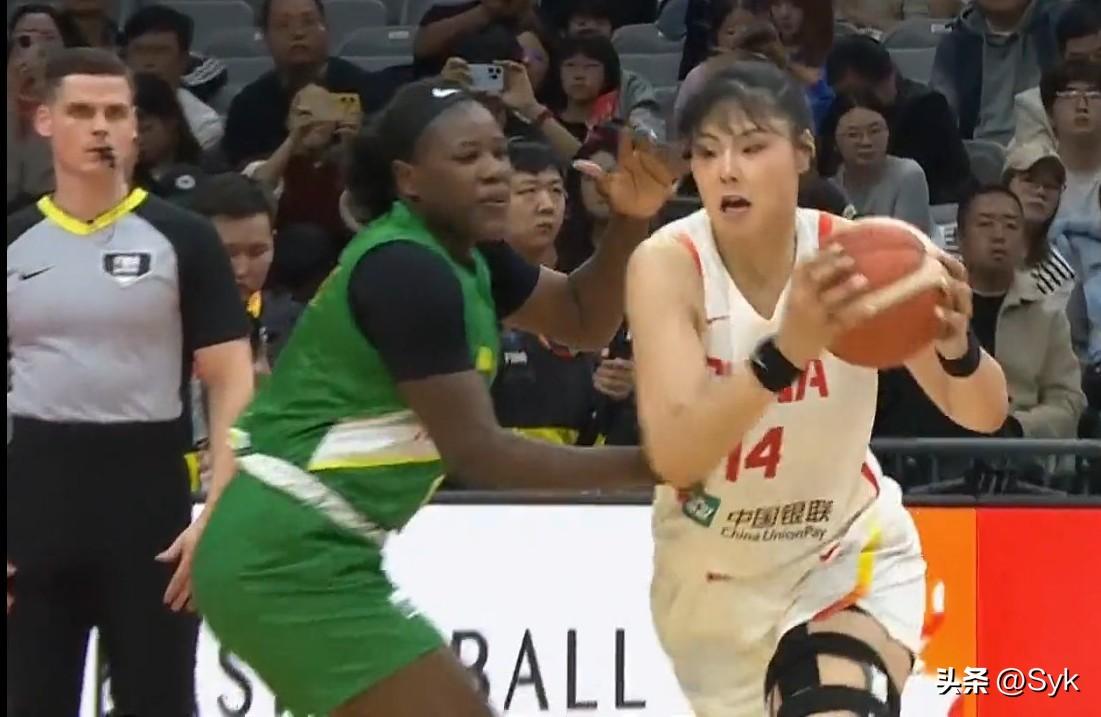 女篮世界杯资格赛武汉赛区首战，中国女篮对阵马里，半场打得真不算理想。首节被对手带