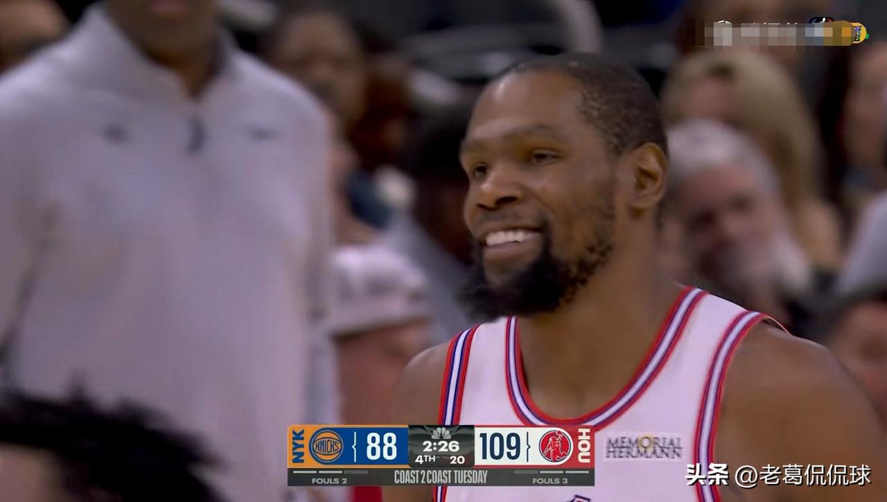 火箭巨星杜兰特终于带领球队击败强队了！今天火箭在主场以111：94轻取东部劲旅尼