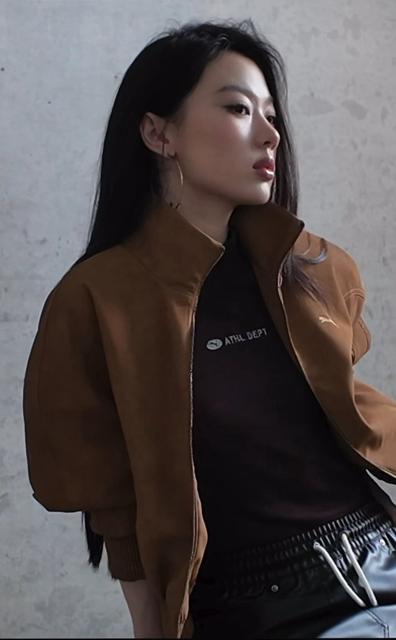 手指 青筋 翘鼻 俊脸alpha单依纯