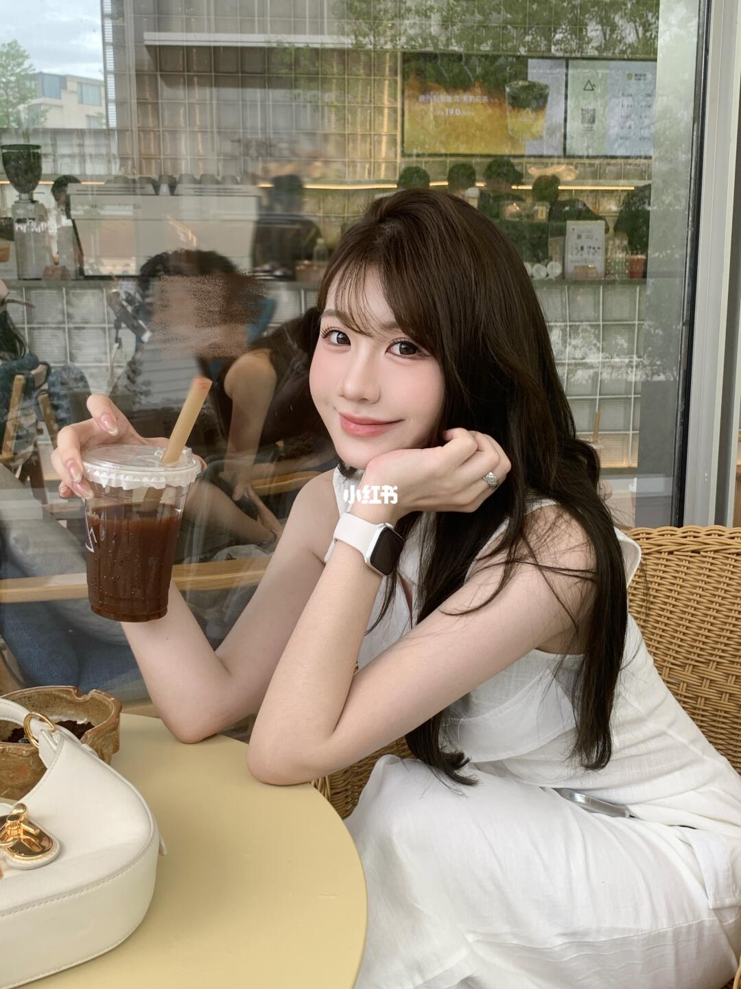一天喝三杯奶茶