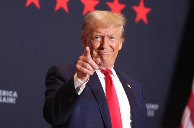 特朗普“复古”决策：叫停电磁弹射，中国意外成技术博弈赢家

2025年10月28