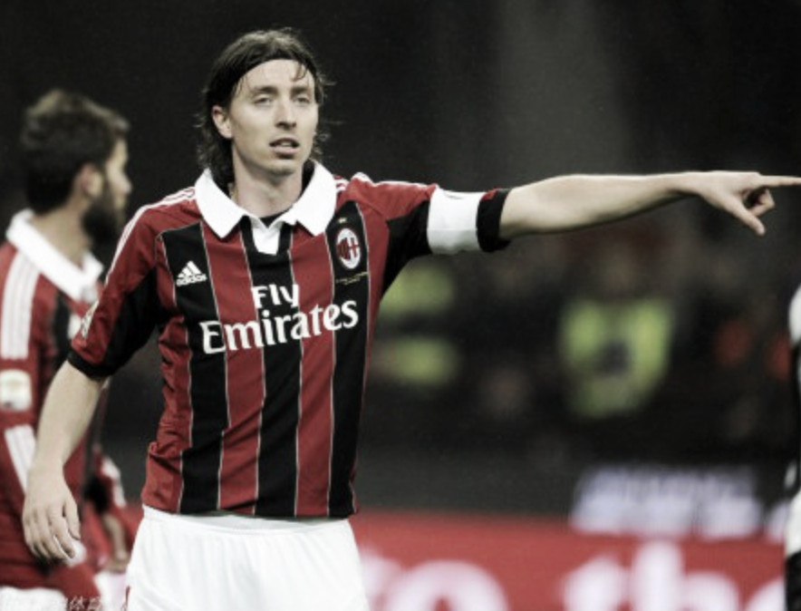 看卡坦扎罗的集锦里注意到了这个人，10号彼得里乔内。像、太像，风格长相都像。意甲