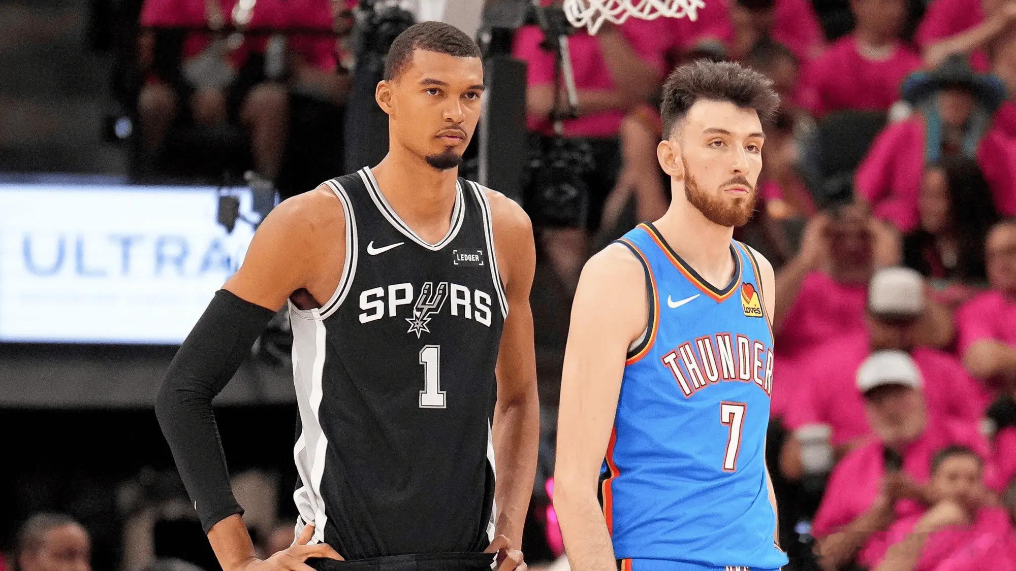 NBA西部决赛第五场，雷霆 主场127-114大胜马刺。NBAnba 此役后，雷