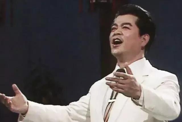 郭颂1931年8月出生于辽宁沈阳，1984年首届春节联欢晚会，郭颂演唱歌曲《甜透