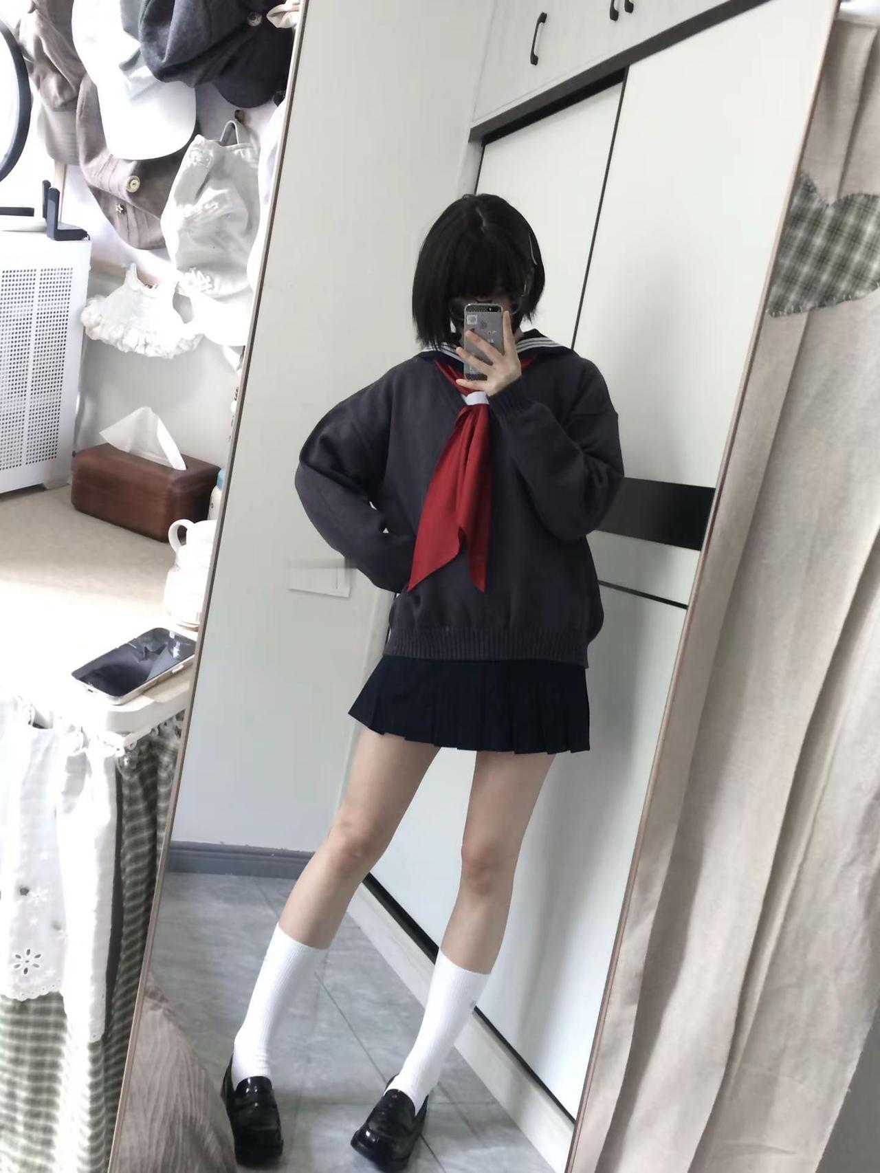 超有校供感的毛衣…校供感 校供感穿搭 日系 秋冬穿搭 jk