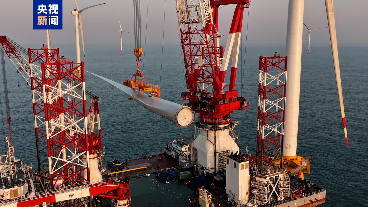 全球最大海上风机来了！单台就能给四万多户家庭供电！

刚刚从三峡集团传来消息，全