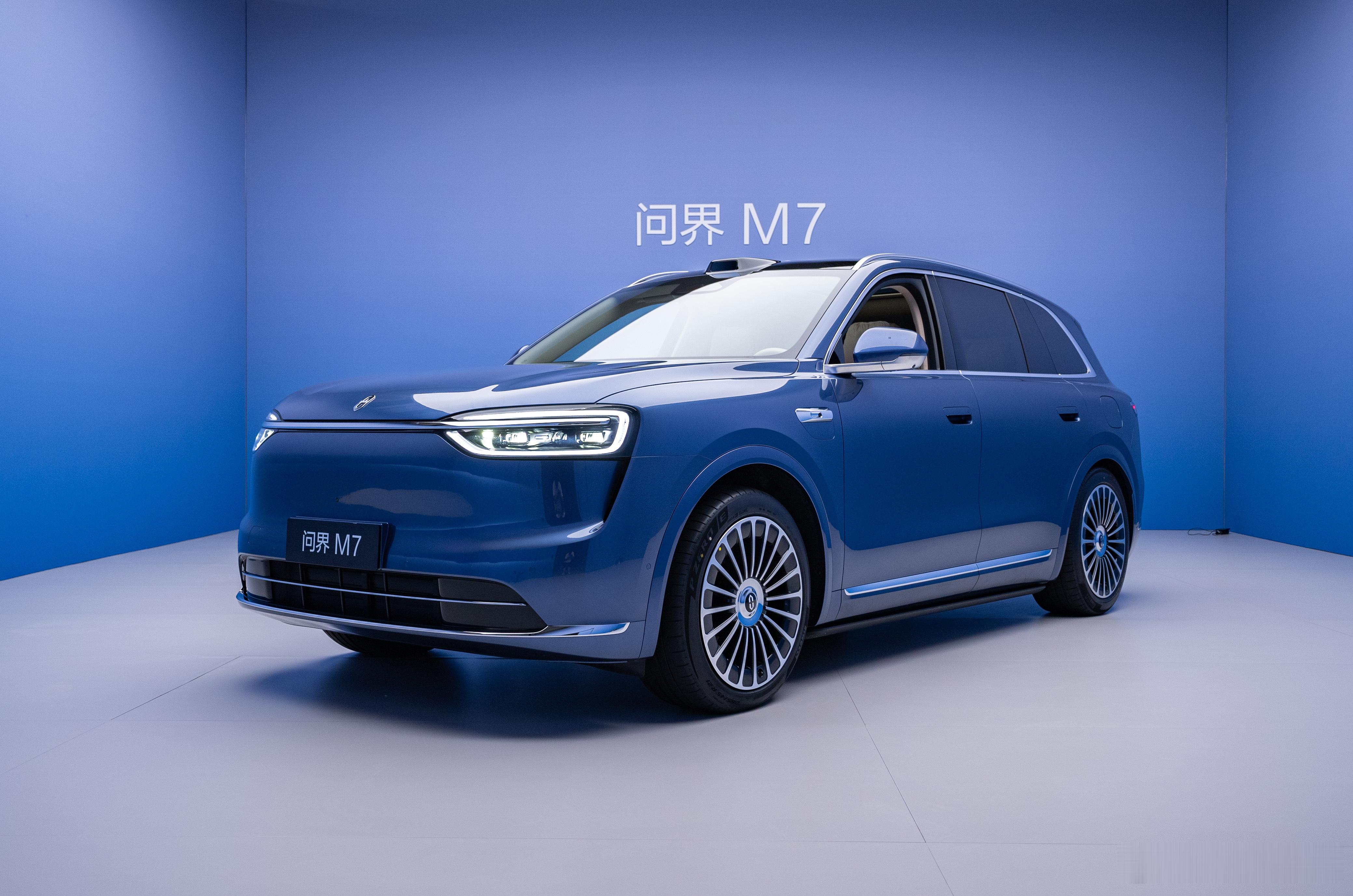 全新问界M7怎么拍都好看 再发一组全新问界m7的图赏实车挺漂亮的，黑武士版本巨帅