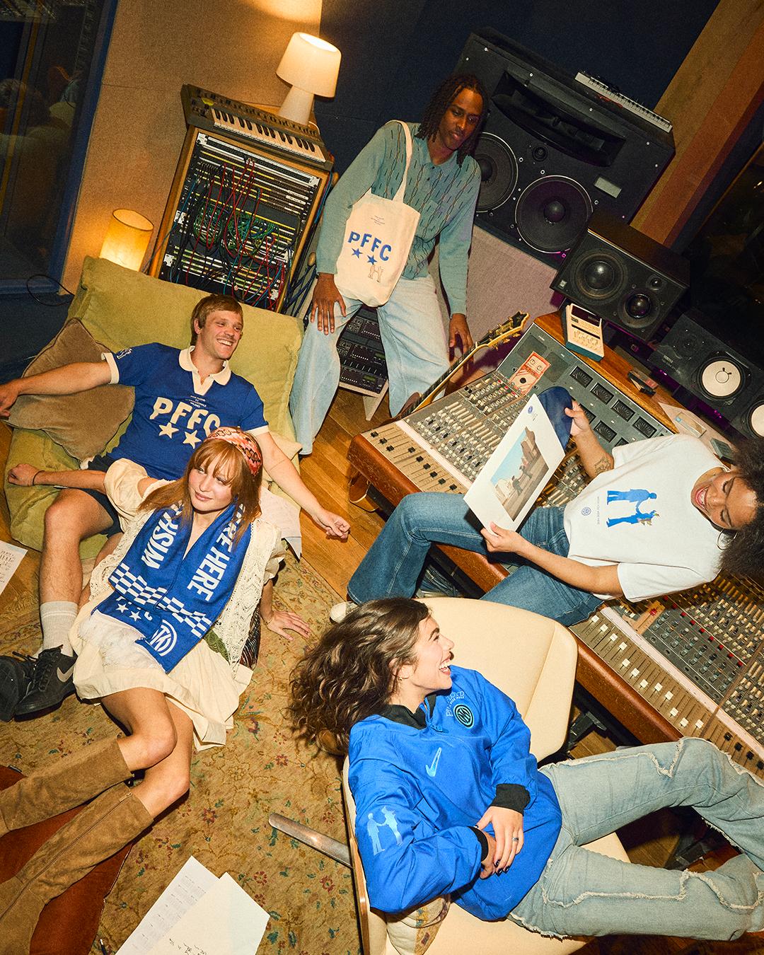 传奇，不止于聆听，也能被穿在身上。🫵致敬《Wish You Were Here