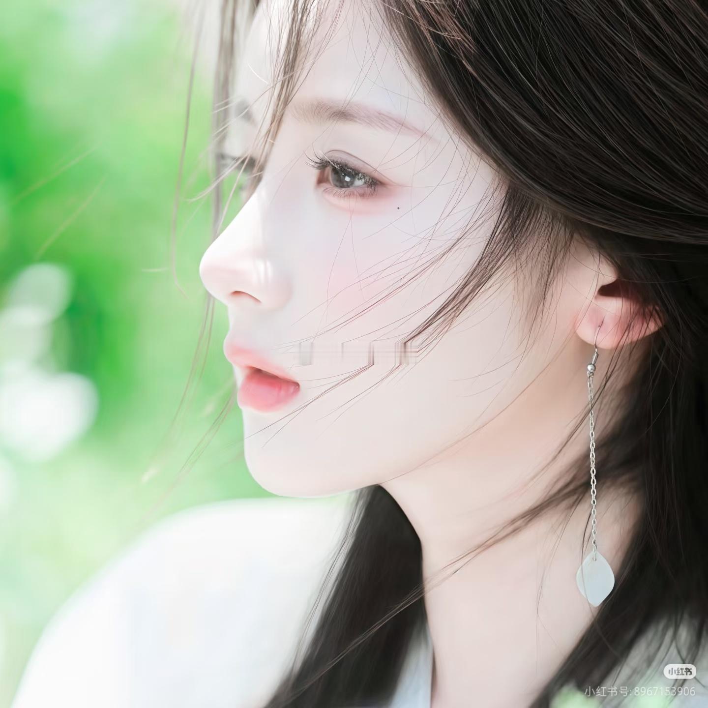 好看的绿色女生头像 