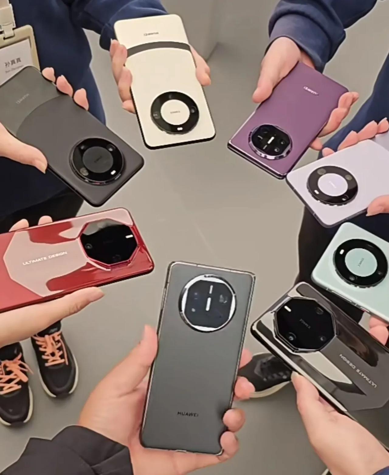 深刻理解了“iPhone只是过渡，华为才是归宿”这句话。

几个高中哥们很久没见