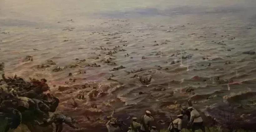 尘埃半掩的1900年盛夏，一场震惊中外的浩劫在海兰泡悄然上演，那是一段关于背叛、