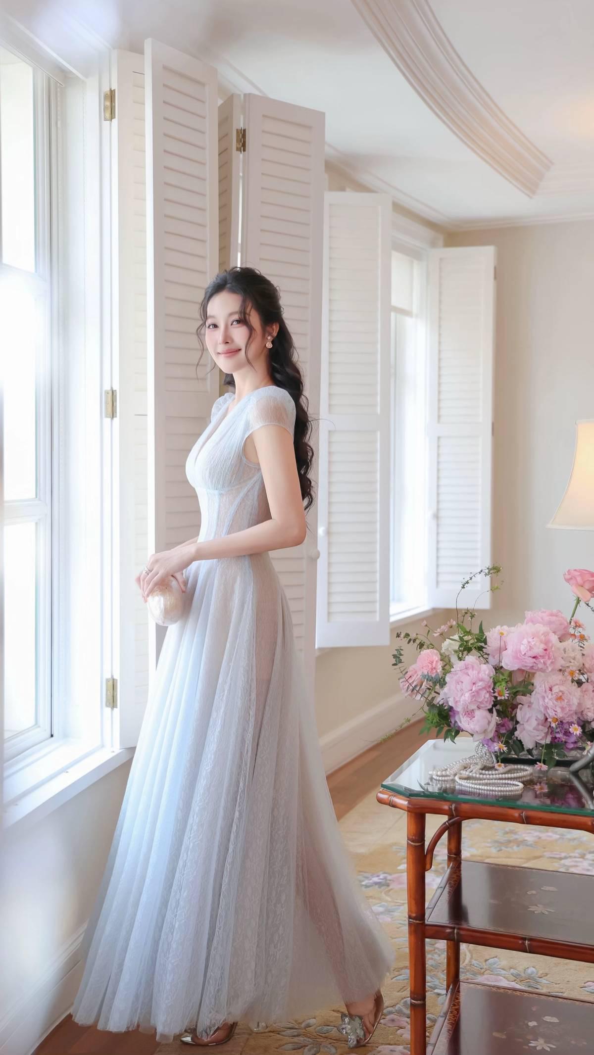 有哪些适合熟女的高级感穿搭方式